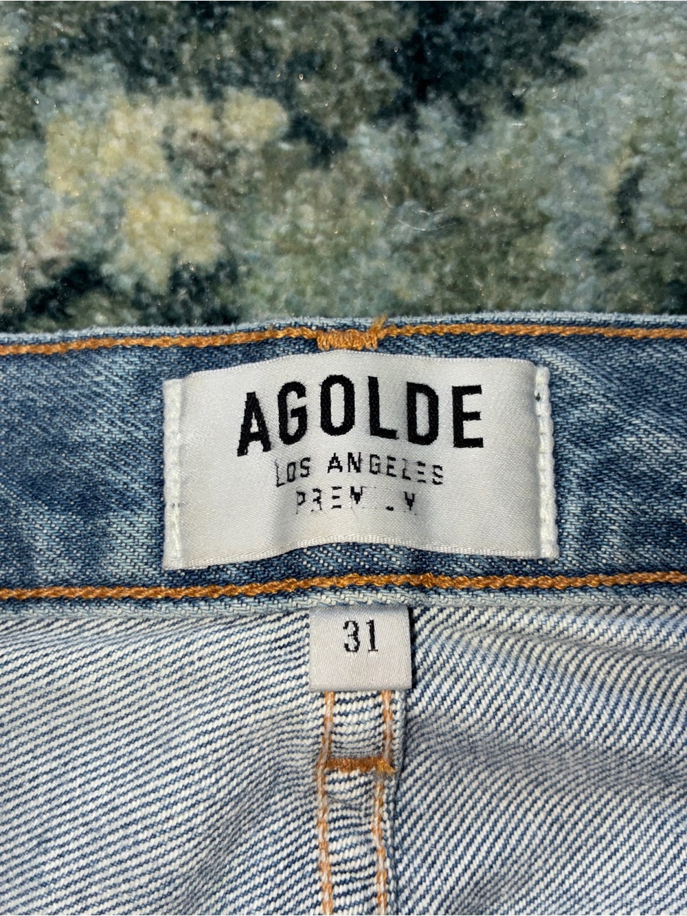 AGOLDE Women's Size 31 Light Wash Distressed Raw Hem Straight Crop Jeans - Picture 4 of 9